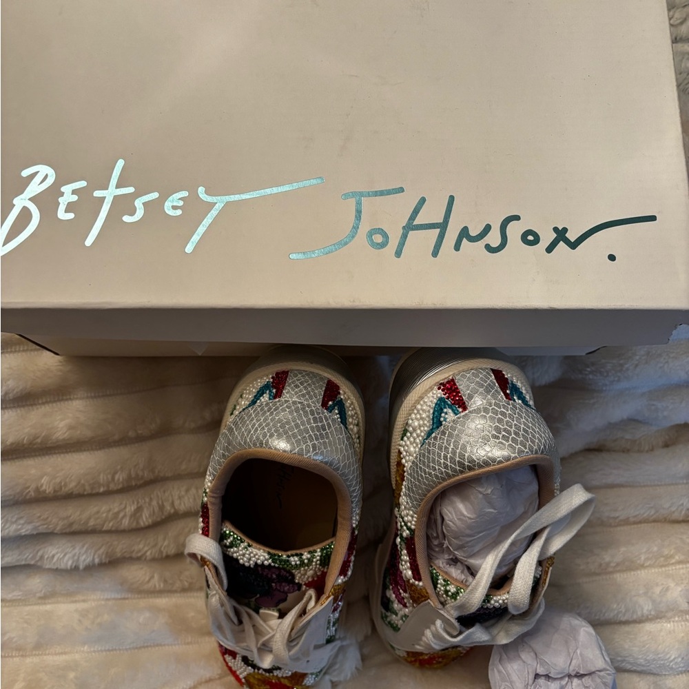 Betsey Johnson White Sneakers with Multicolor Beaded Floral Embellishments - Picture 5 of 6